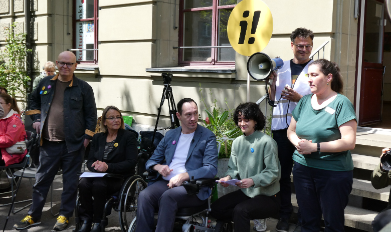 Inklusions-Initiative Politiker:innen bei der Lancierung der Inklusions-Initiative.